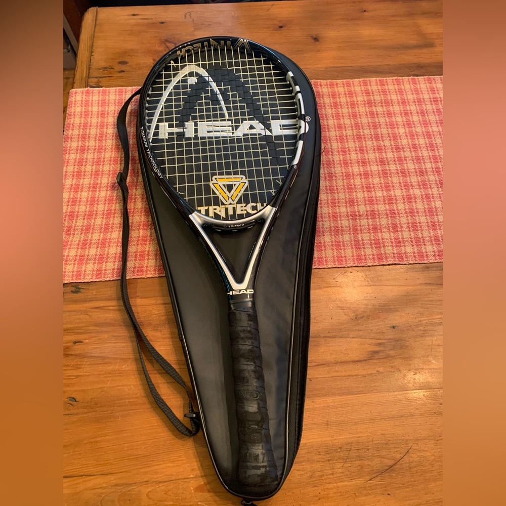 Head tennis racket